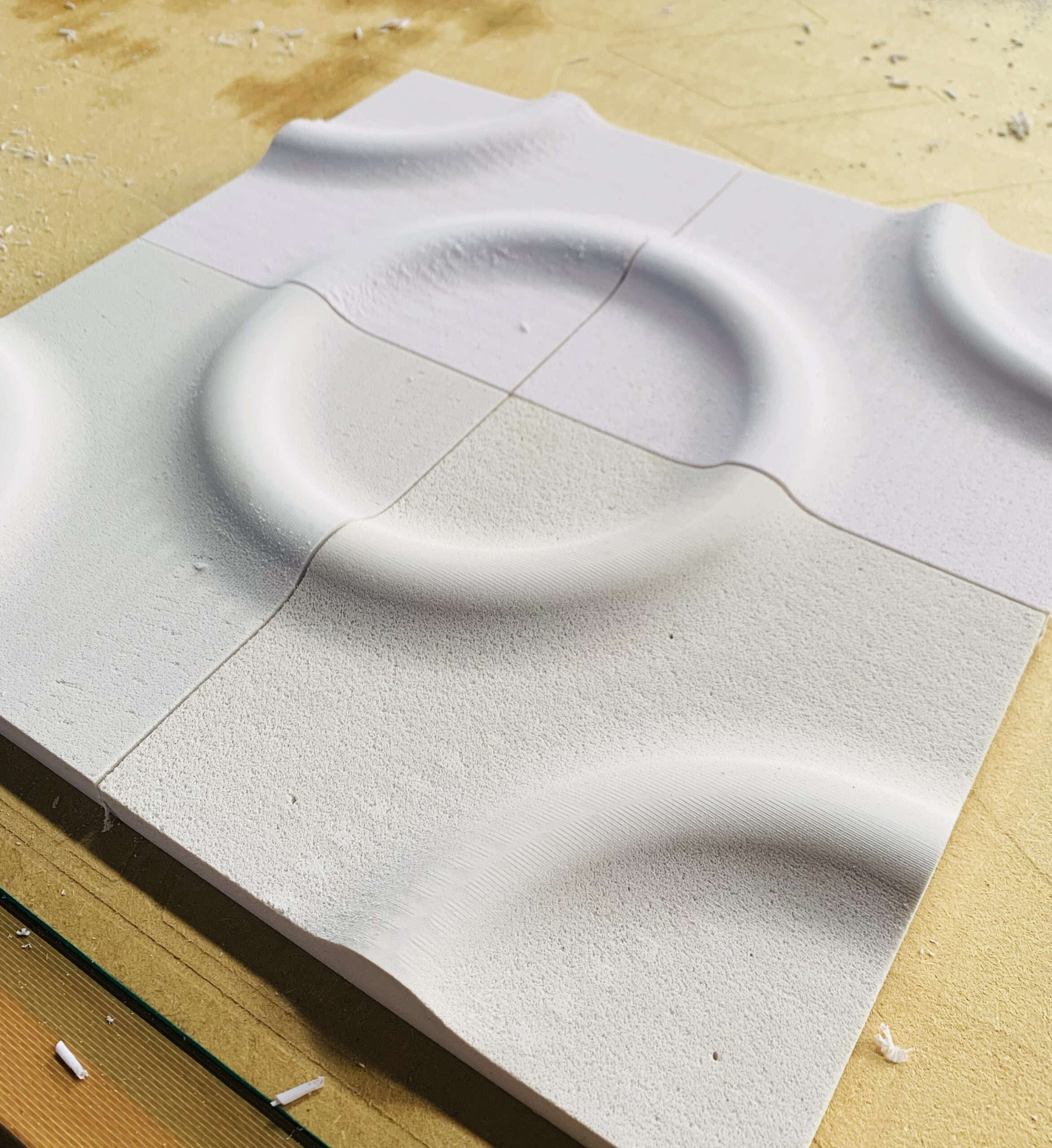 【製作事例】CNCルーターでつくる壁面立体サイン｜富山県高岡市